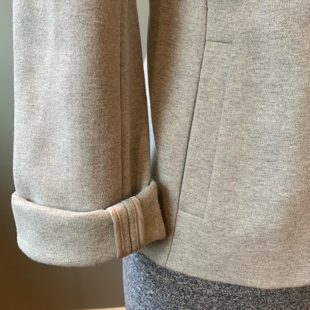 Gap Soft Gray Cropped Jacket - Picture 6 of 16